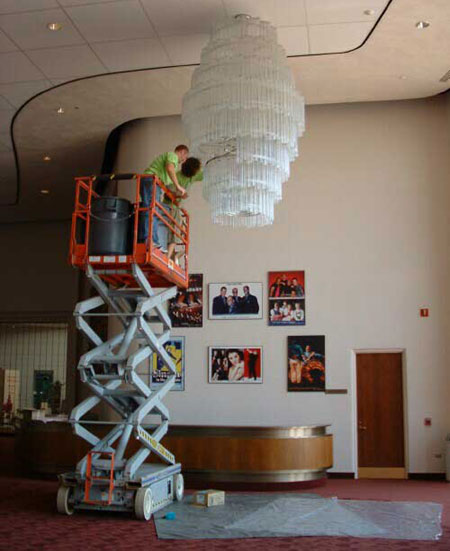 Chandelier Cleaning in Pittsburgh